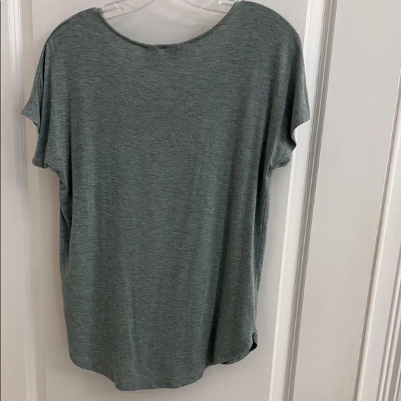 Adrienne Vittadini Heathered Green Short Sleeve Tee - Picture 3 of 5
